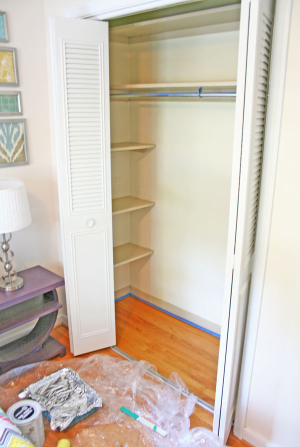 To Color or Not to Color: Painting a Closet to White to Allow Bigger, Bolder Moments | www.rappsodyinrooms.com