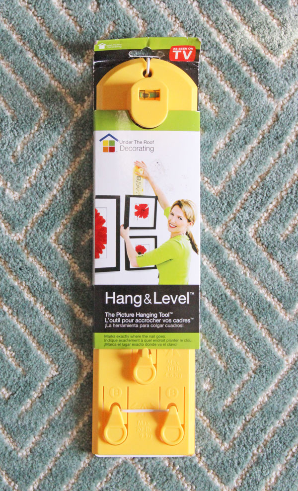 Hang and Level picture Hanging Tool | www.rhapsodyinrooms.com