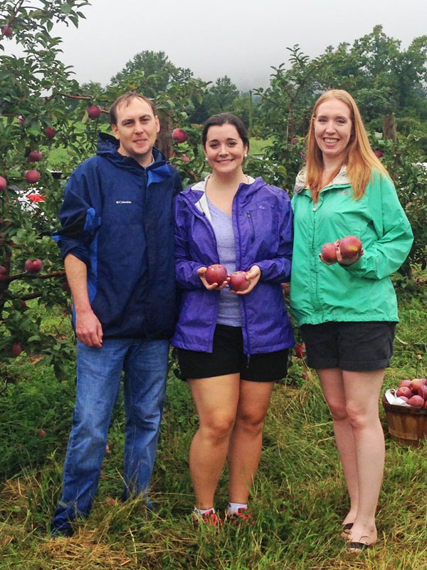 Apple Picking | Rhapsody in Rooms